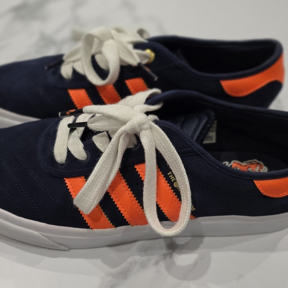 The Hundreds Kids Shoes - Navy and Orange - Picture 2 of 9